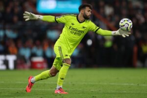 Arsenal áp đảo hơn