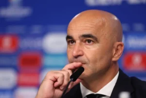 HLV Roberto Martinez và Những Thách Thức
